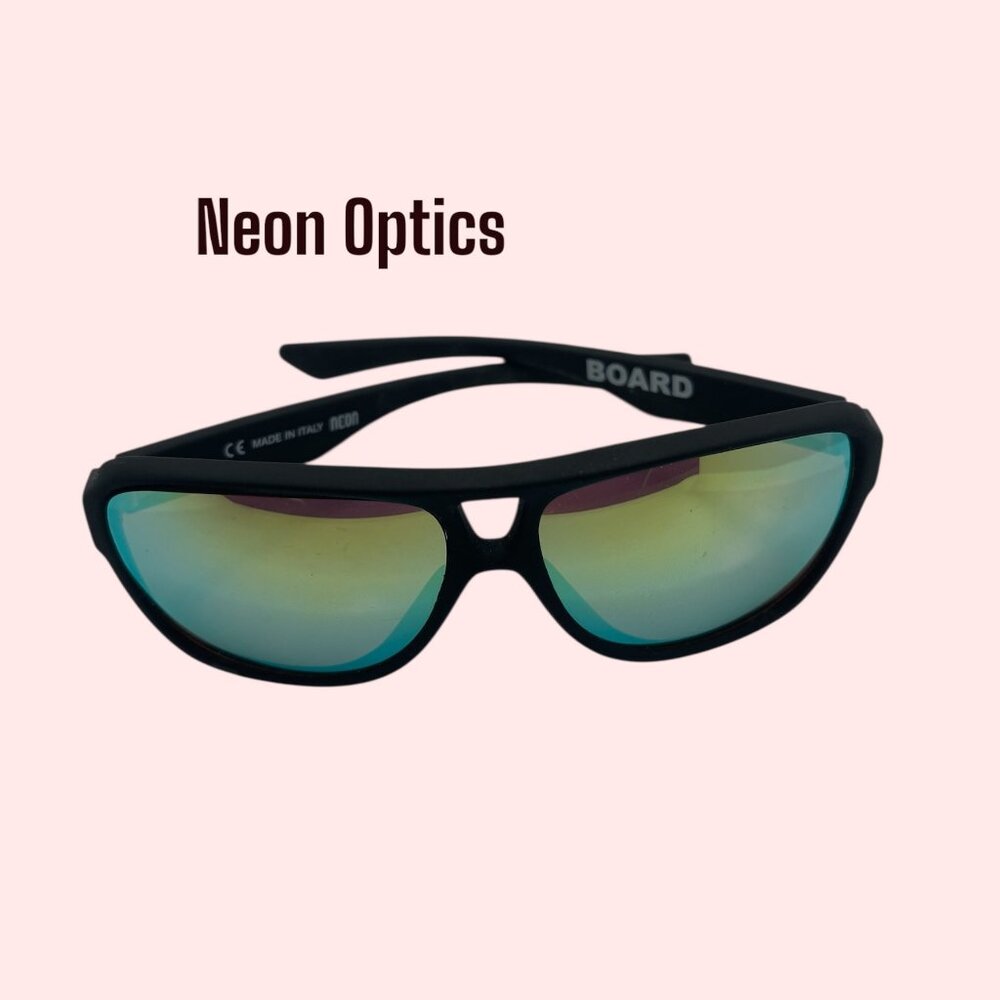 Neon Optics Italy – High-End Streetwear Glasses with Electric Green Lenses